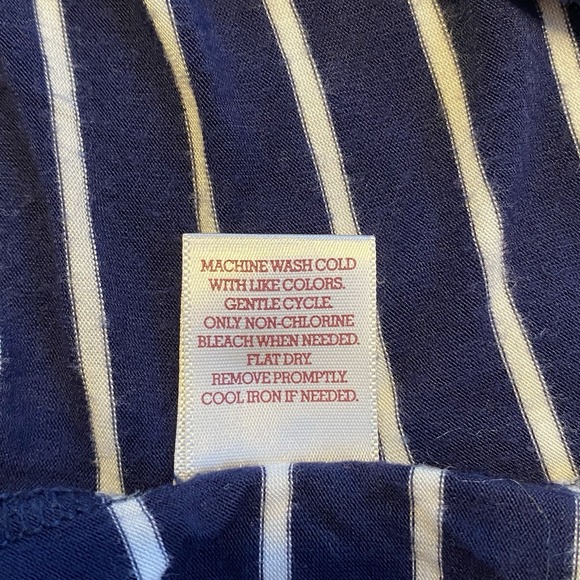 Sonoma Women's Relaxed T-Shirt Medium Blue White Striped Lightweight - Picture 9 of 9